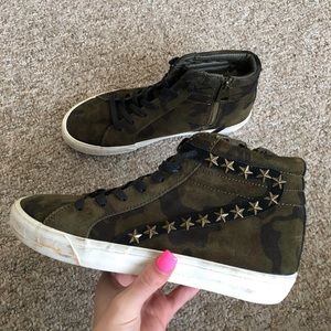 Vintage Havana victory high limited army green camo sneaker size 8.5 woman’s